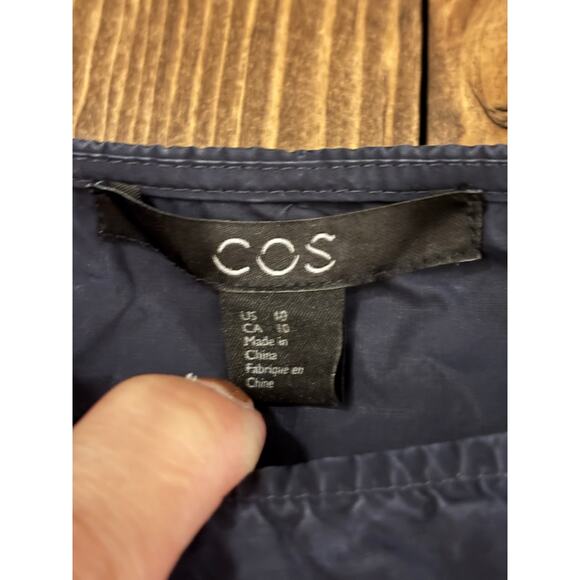 COS Swing Top with Pleated Back Size 10 - Picture 4 of 6